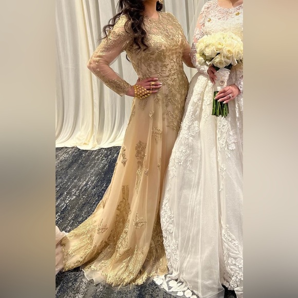 Gold Dress with Overskirt Size 6 - Picture 2 of 5